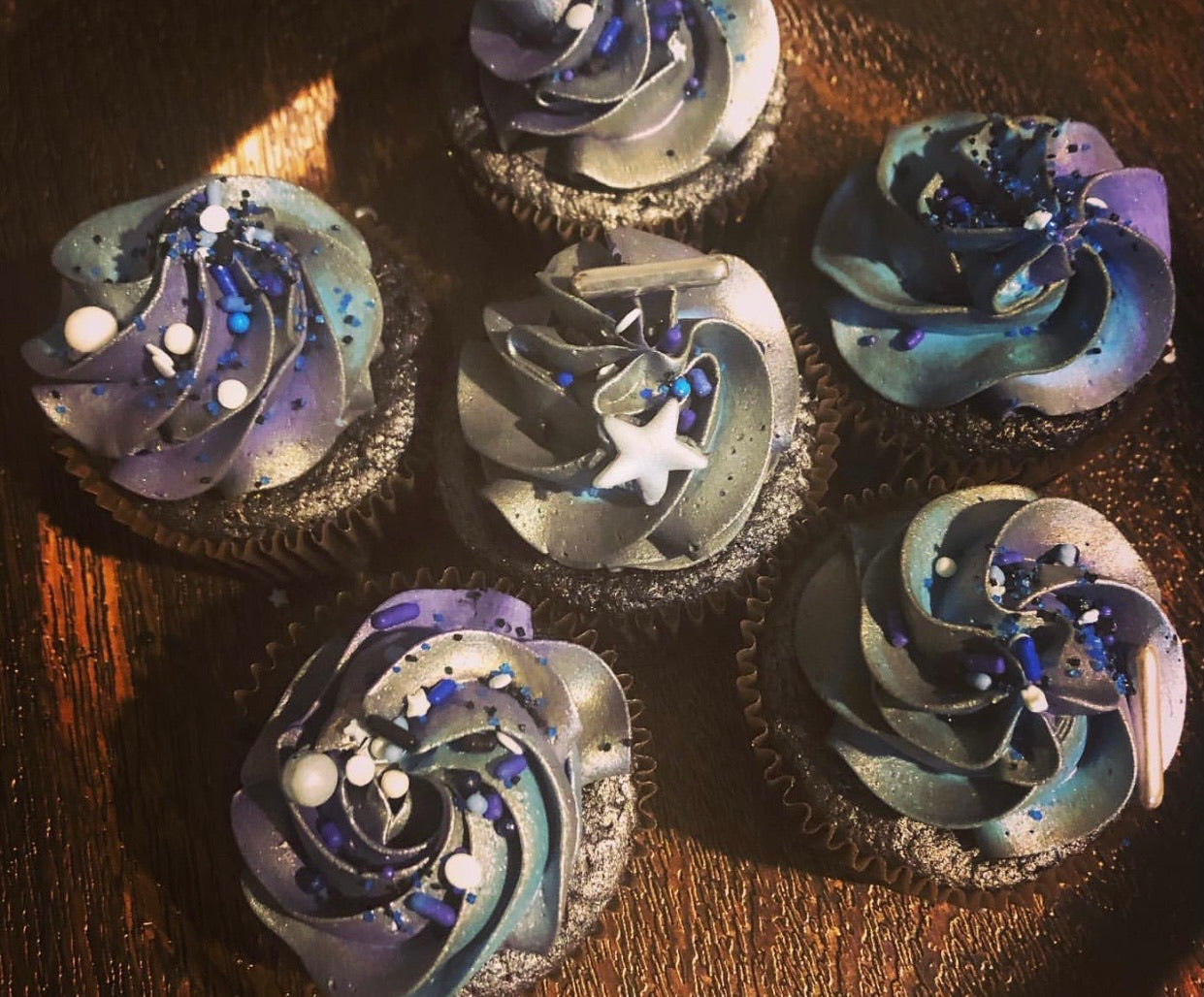 Galaxy Theme Cupcakes
